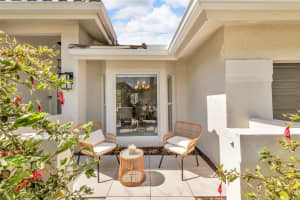 9585 Carousel Cir, Boca Raton, FL 33434 - MLS#F10501320