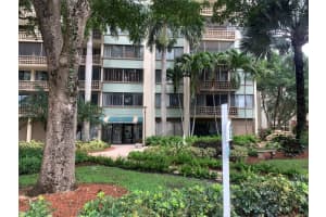 4222 Inverrary Blvd 207, Lauderhill, FL 33319 Sold 06/01/25