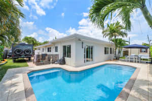 1820 Bel Air Ave, Lauderdale By The Sea, FL 33062 - MLS#F10501348