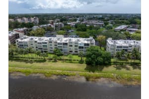 25 Abbey Ln, Delray Beach, FL 33446 - MLS#F10501405