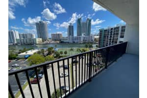 400 Leslie Dr 810, Hallandale Beach, FL 33009 - MLS#F10501440