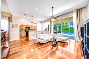 1241 S 13th Ave, Hollywood