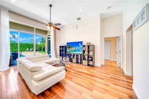 1241 S 13th Ave, Hollywood, FL 33019 - MLS#F10501450