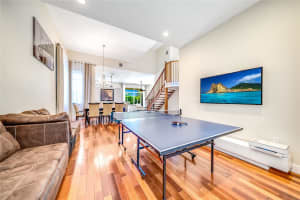 1241 S 13th Ave, Hollywood, FL 33019 - MLS#F10501450