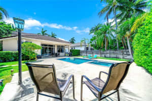 1241 S 13th Ave, Hollywood, FL 33019 - MLS#F10501454