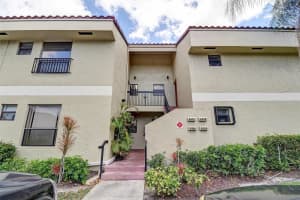 2470 NW 49th Ter 2470, Pompano Beach, FL 33063 - MLS#F10501525