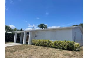 1104 24th Street, Riviera Beach, FL 33404 - MLS#F10501543