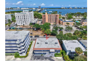 17 S Lakeside Dr 5, Lake Worth Beach, FL 33460 Sold 09/03/25