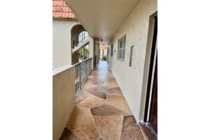6300 S Falls Cir Dr 313, Lauderhill