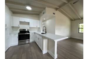 1617 NW 18th Ave, Fort Lauderdale, FL 33311 Sold 05/28/25