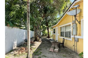 3567 NW 32nd CT, Lauderdale Lakes, FL 33309 - MLS#F10501670