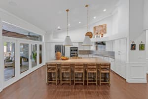 1021 NW 93rd Ter, Plantation, FL 33322 Sold 06/04/25