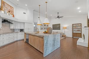 1021 NW 93rd Ter, Plantation, FL 33322 Sold 06/04/25