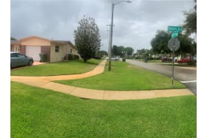 8540 Pasadena Blvd, Pembroke Pines, FL 33024 Sold 07/02/25