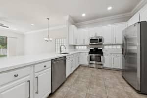 126 Canterbury Pl, Royal Palm Beach, FL 33414 Sold 07/18/25