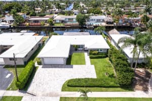 911 SE 5th Ave, Pompano Beach, FL 33060 Sold 07/28/25