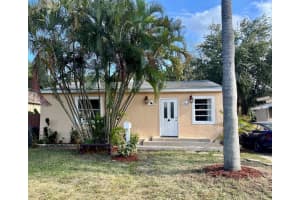 2628 Hayes St, Hollywood, FL 33020 Sold 07/03/25
