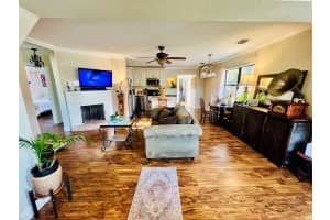 2628 Hayes St, Hollywood, FL 33020 Sold 07/03/25