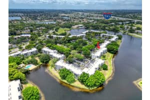 9430 Poinciana Pl 202, Davie, FL 33324 Sold 10/01/25