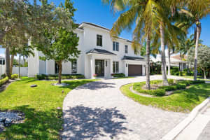 2746 NE 18th St, Fort Lauderdale, FL 33305 Sold 11/14/25