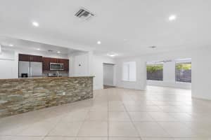 4460 NE 13th Ter, Oakland Park, FL 33334 - MLS#F10501885