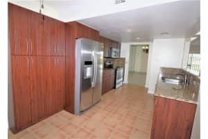 7445 Bay Hill Dr 7445, Hialeah, FL 33015 Sold 10/29/25