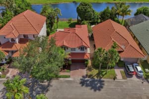 11670 SW 12th St, Pembroke Pines, FL 33025 Sold 07/28/25