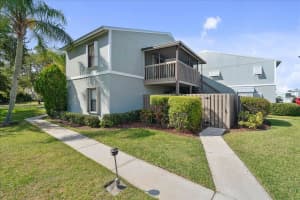 1133 Breezy Way 8H, Sebastian, FL 32958 Sold 07/03/25