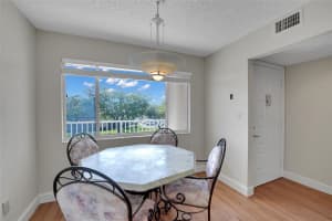 7220 S Devon Dr 302, Fort Lauderdale, FL 33321 - MLS#F10501953