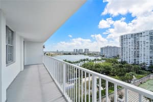 2851 NE 183rd St 1004e, North Miami Beach, FL 33160 - MLS#F10501969