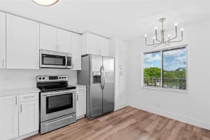 7301 Amberly Ln 403, Delray Beach, FL 33446 - MLS#F10501995