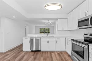 7301 Amberly Ln 403, Delray Beach, FL 33446 - MLS#F10501995
