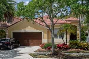 618 Bald Cypress Rd, Weston