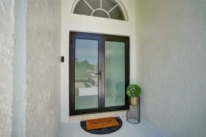 184 Oregon Lane, Boca Raton, FL 33487 Sold 07/16/25