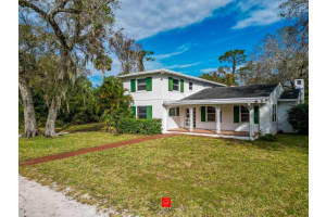 5240 20th Street, Vero Beach, FL 32966 - MLS#F10502094