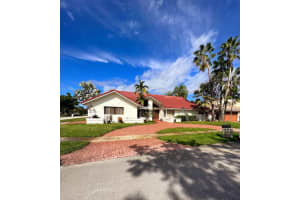 10141 SW 3rd St, Plantation, FL 33324 - MLS#F10502120