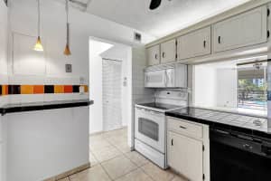 505 E Dania Beach Blvd 3J, Dania Beach, FL 33004 - MLS#F10502129