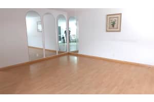 280 Saxony F 280, Delray Beach, FL 33446 Sold 11/13/25