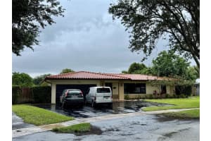 7281 NW 9th St, Plantation, FL 33317 Sold 07/10/25