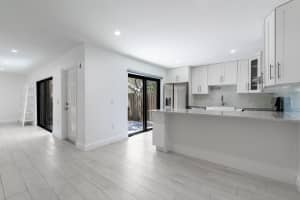 3100 Spanish Wells Dr B, Delray Beach, FL 33445 Sold 07/30/25