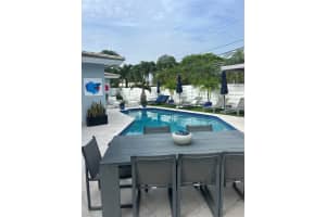 4040 Ne 17 Ave, Oakland Park