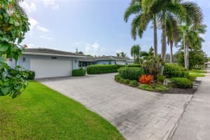 4040 NE 17 Ave, Oakland Park, FL 33334 - MLS#F10502294