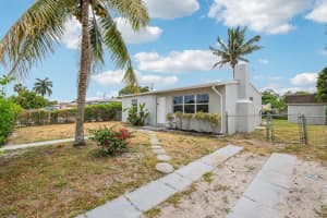 744 Dogwood Rd, West Palm Beach, FL 33409 Sold 11/03/25