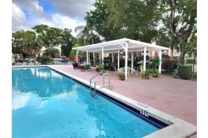8120 Sw 24th St 212, North Lauderdale