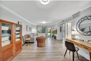 200 NE 19th Ct 109 M, Wilton Manors, FL 33305 Sold 07/31/25