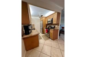 1042 Cambridge C 1042, Deerfield Beach, FL 33442 - MLS#F10502428