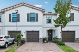 1009 Kapok Ln, Riviera Beach, FL 33410 Sold 06/27/25