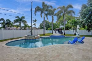 800 NE 48th St, Oakland Park, FL 33334 Sold 06/16/25