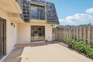 1660 Forest Lakes Circle, West Palm Beach, FL 33406 - MLS#F10502501