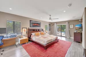 422 NE 27th St, Wilton Manors, FL 33334 Sold 09/22/25